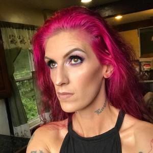 Meet your Posher, Jenny